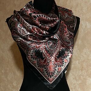 Kerchief ♠️♥️ Red & Black Paisley Patterned Scarf